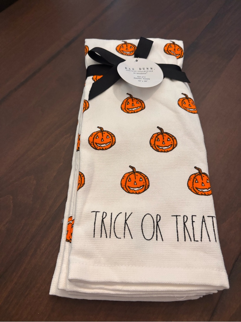 Rae Dunn Trick or Treat Pumpkin Kitchen Towel Set of 2 NWT